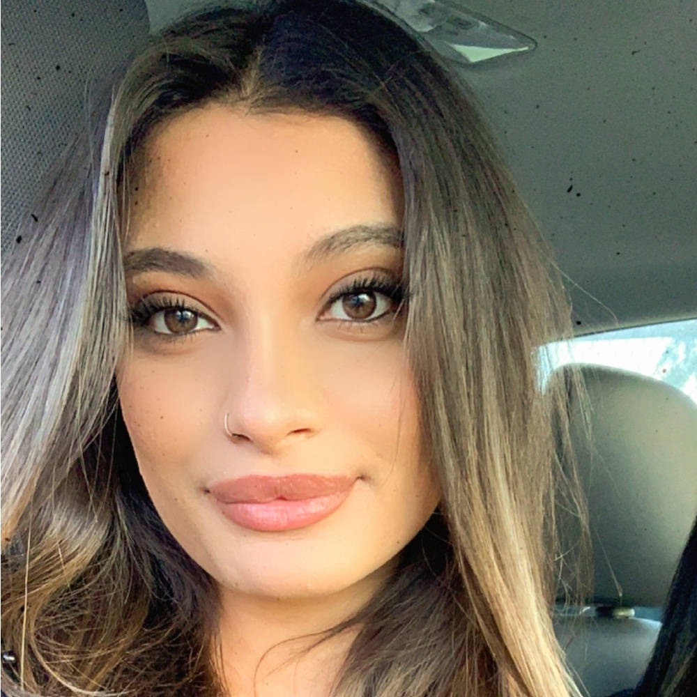 Meet your Posher, Mariam